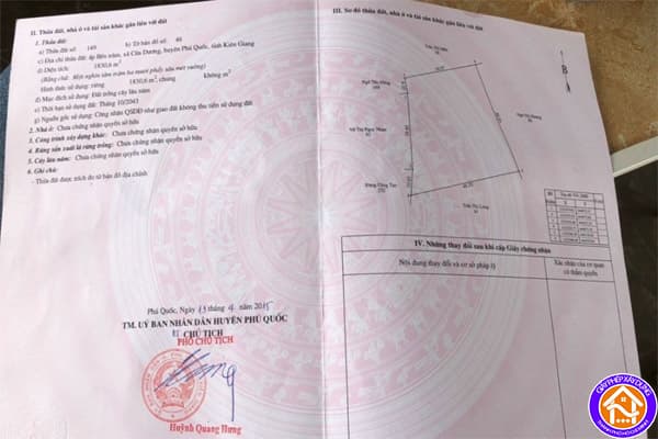 Sổ Đỏ Đứng Tên 2 Người: Quy Định, Thủ Tục và Những Lưu Ý Pháp Lý Quan Trọng Năm 2024