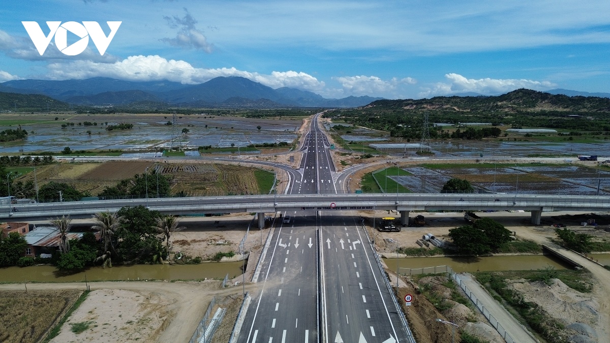 Cao Tốc Cam Lâm – Vĩnh Hảo: Gấp Rút Về Đích Tháng 4/2024, Đòn Bẩy Cho Bất Động Sản Khu Vực