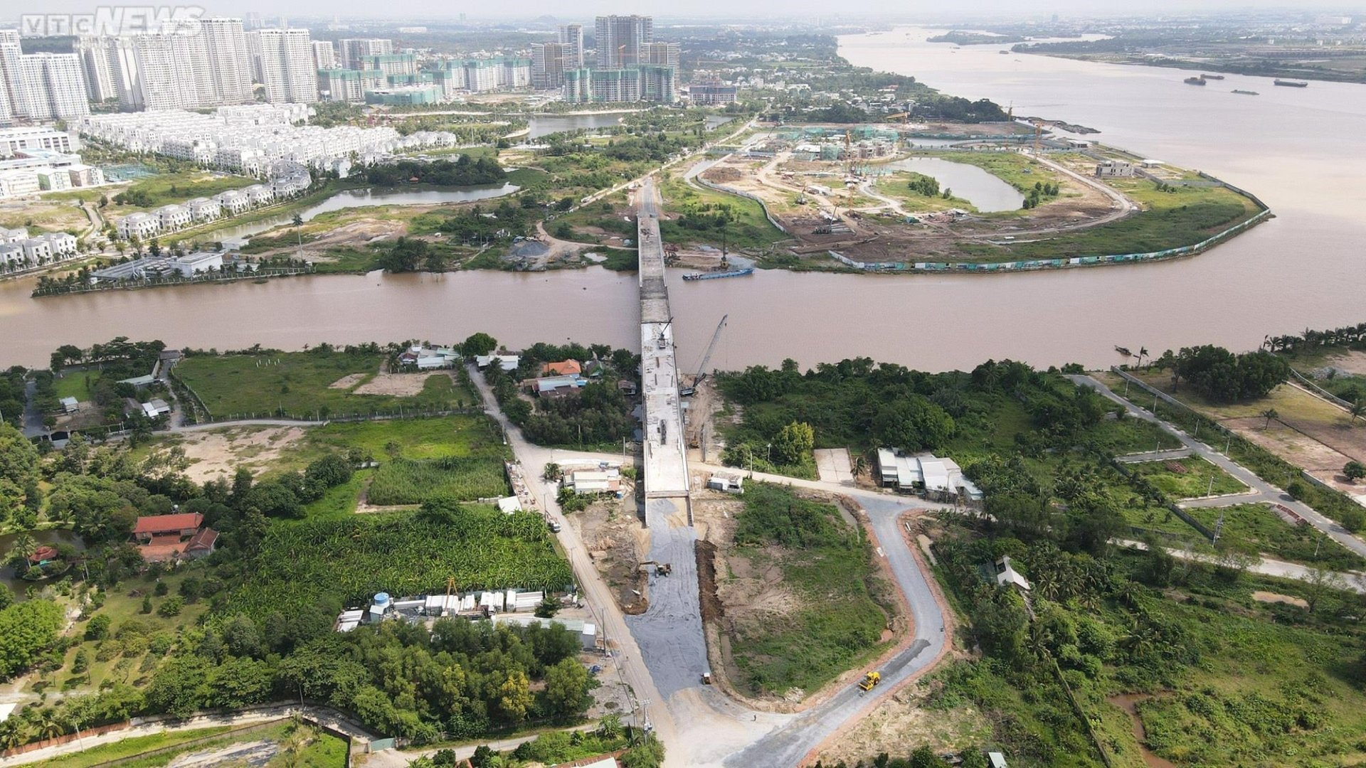 Cầu Long Đại kết nối đến các khu đô thị lớn như Vinhomes Grand Park