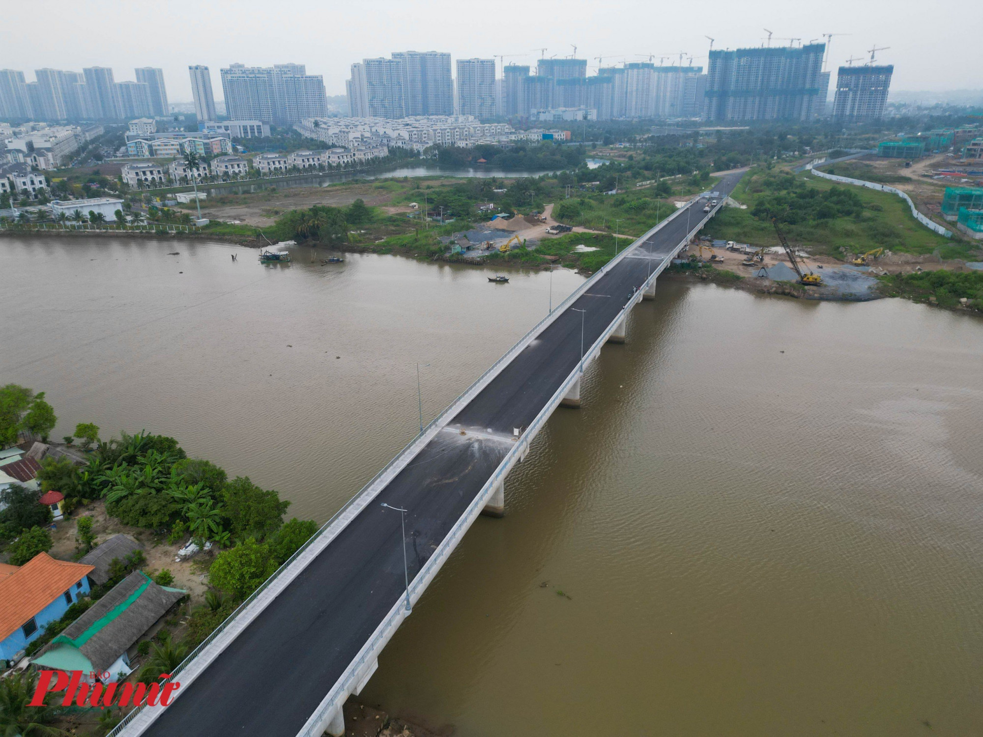 Cầu Long Đại trong quá trình thi công