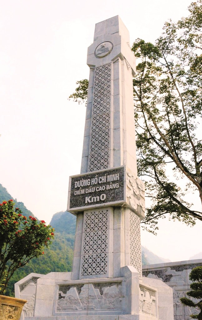 Một đoạn đường Hồ Chí Minh hiện đại, khang trang